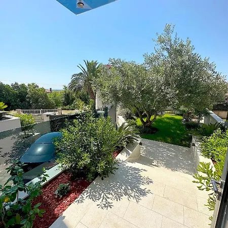 Sara Ii Lejlighed Ližnjan